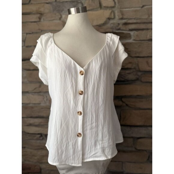 Jun & Ivy White Button Front Blouse XL Francesca’s V-Neck Short Sleeve Top NWT - Picture 1 of 10